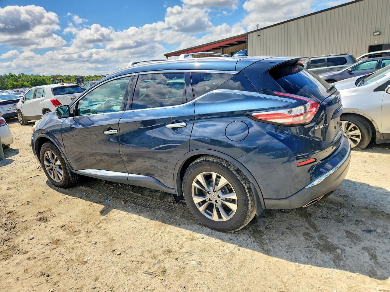 2016 Nissan Murano S - Фото 2