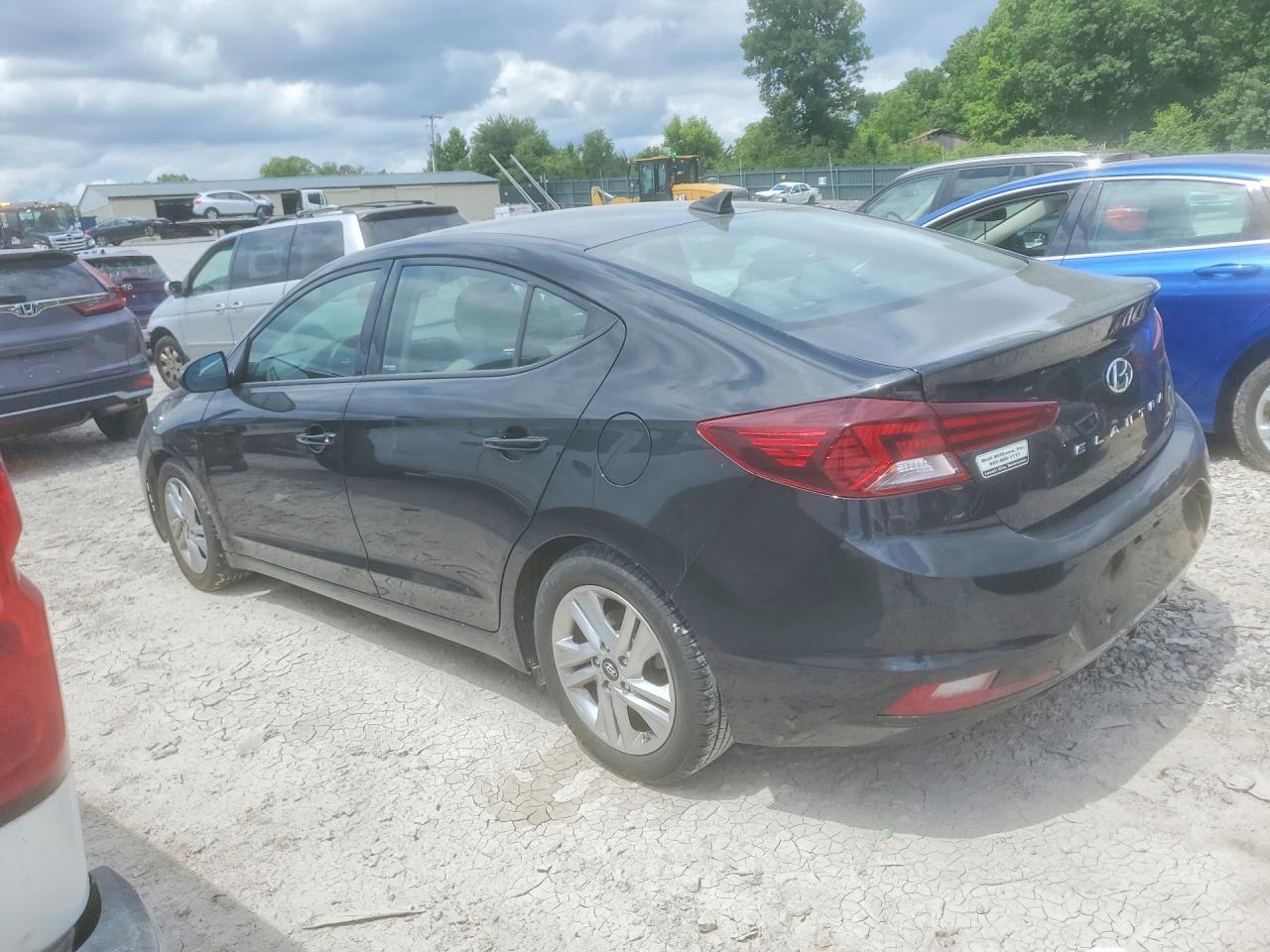 2020 Hyundai Elantra Sel - Фото 2