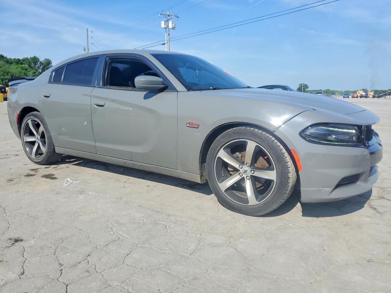 2017 Dodge Charger Se - Image 4