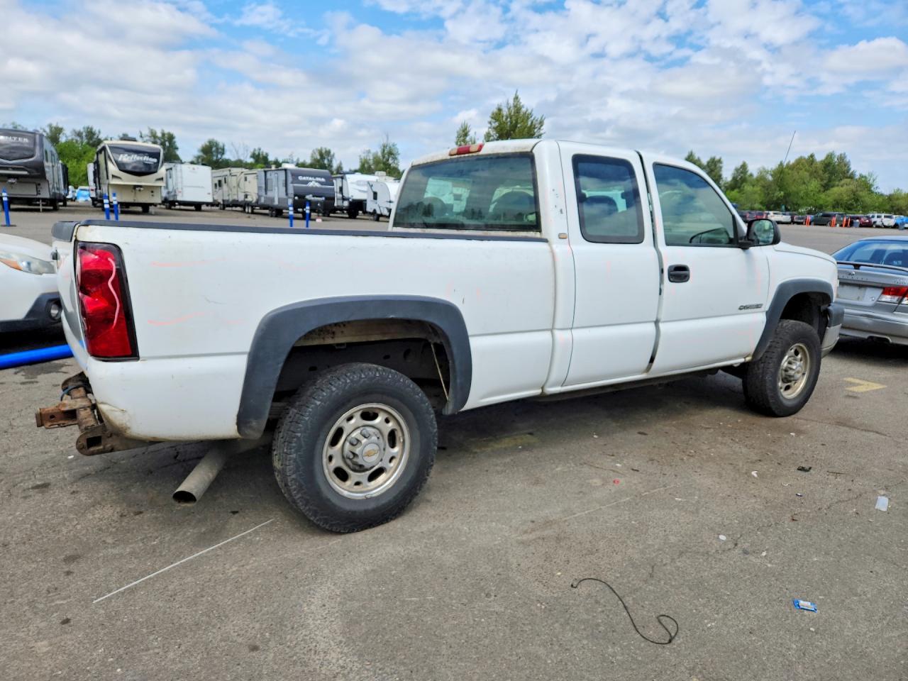 2005 Chevrolet Silverado C2500 Heavy Duty - Фото 3