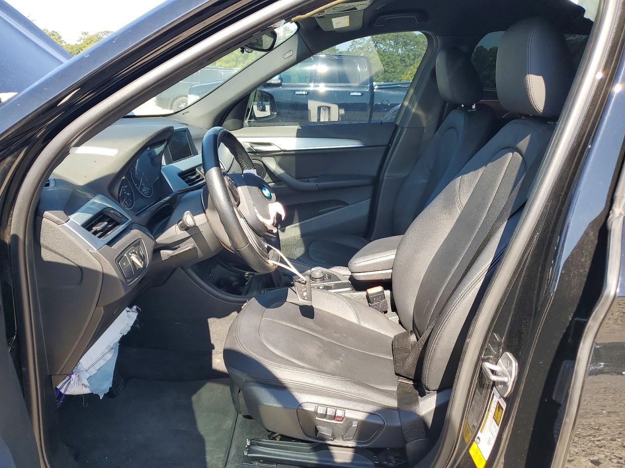 2017 BMW X1 Sdrive28I - Фото 7