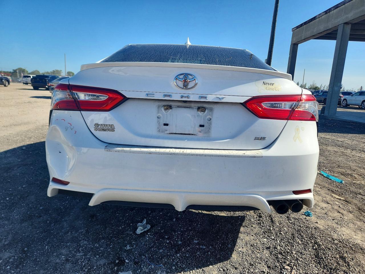 2019 Toyota Camry Se - Фото 6