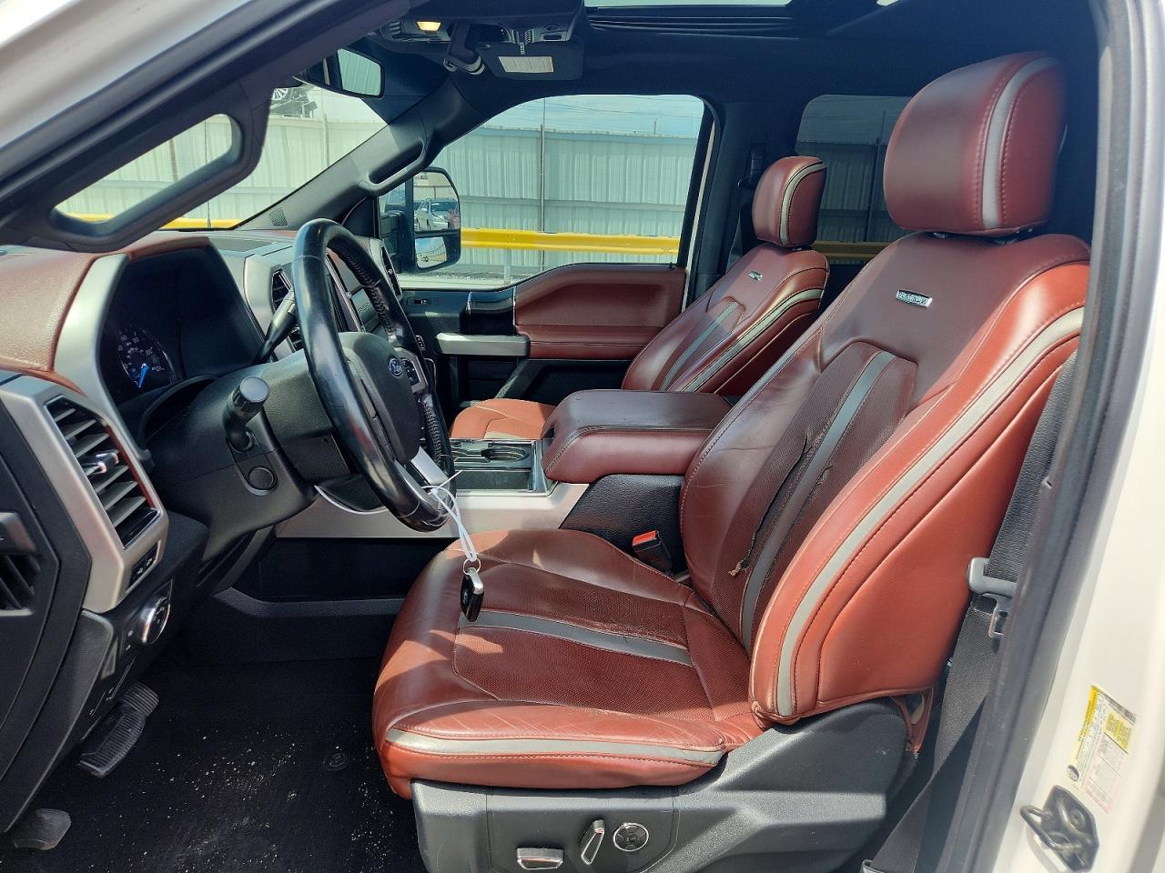 2019 Ford F250 Super Duty - Фото 7