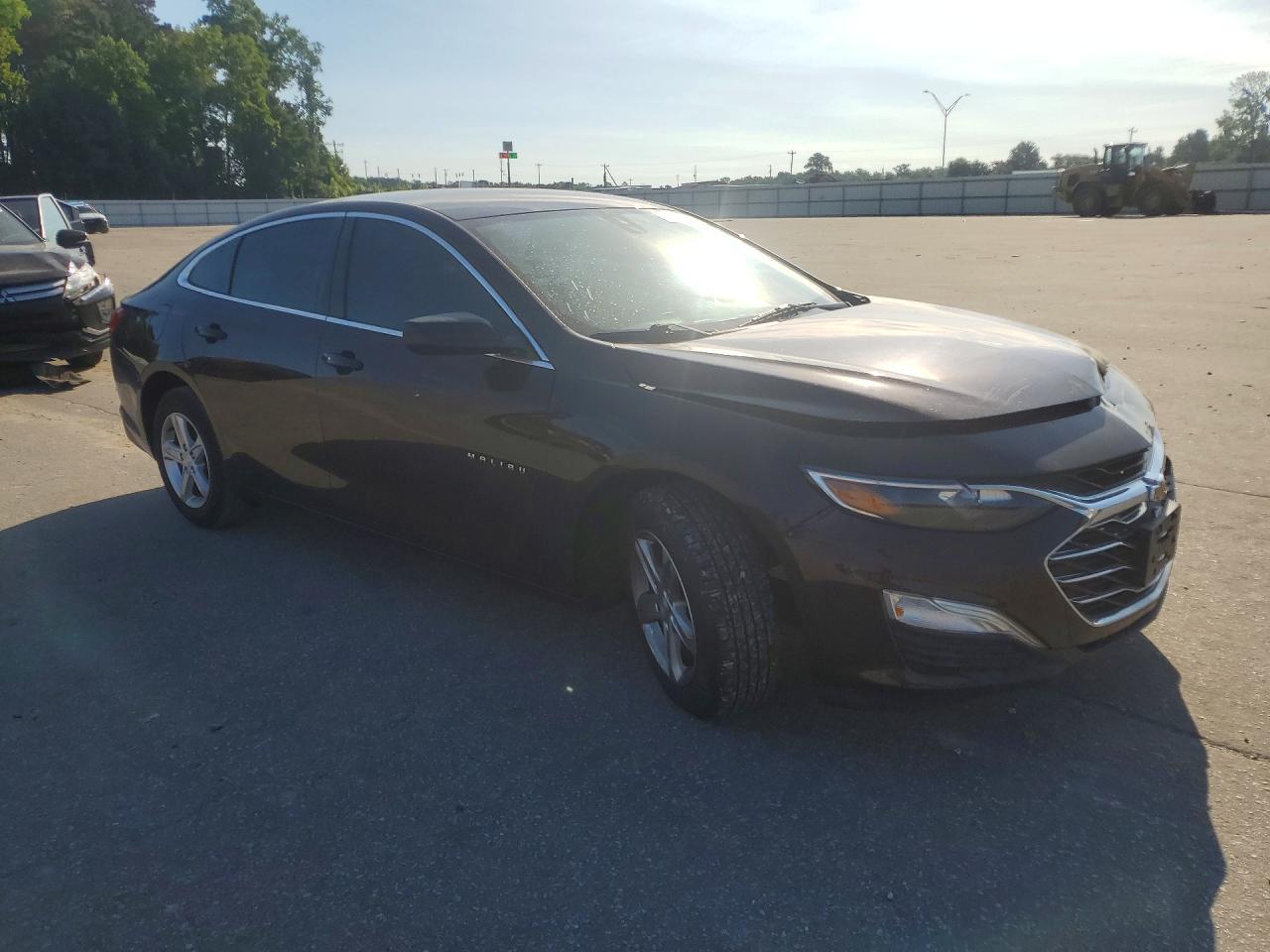 2021 Chevrolet Malibu Ls - Image 4