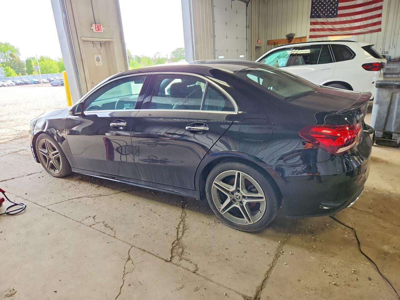 2020 Mercedes-Benz A 220 4Matic - Фото 2
