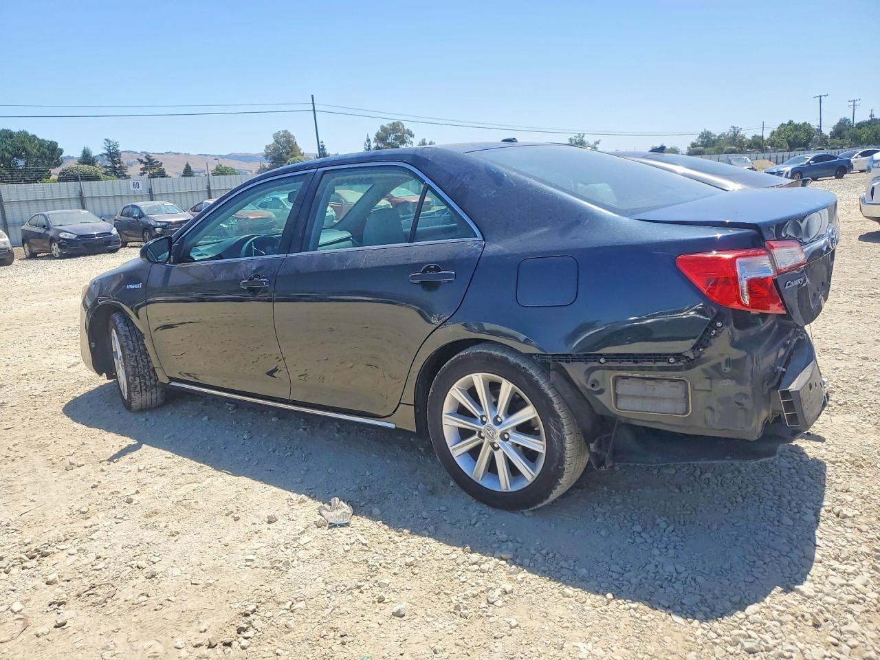 2012 Toyota Camry Hybrid Xle - Фото 2