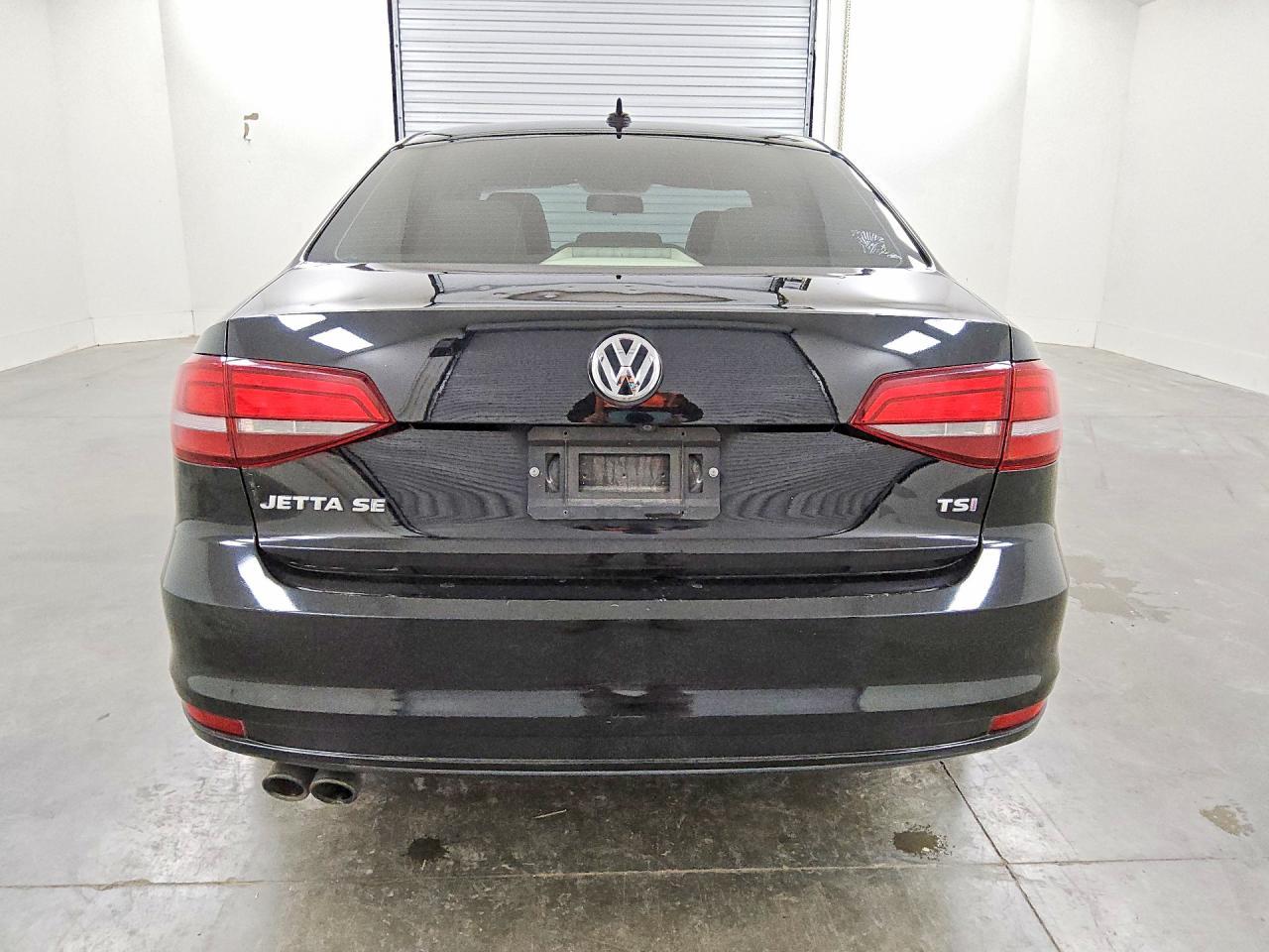 2017 Volkswagen Jetta Se - Фото 6