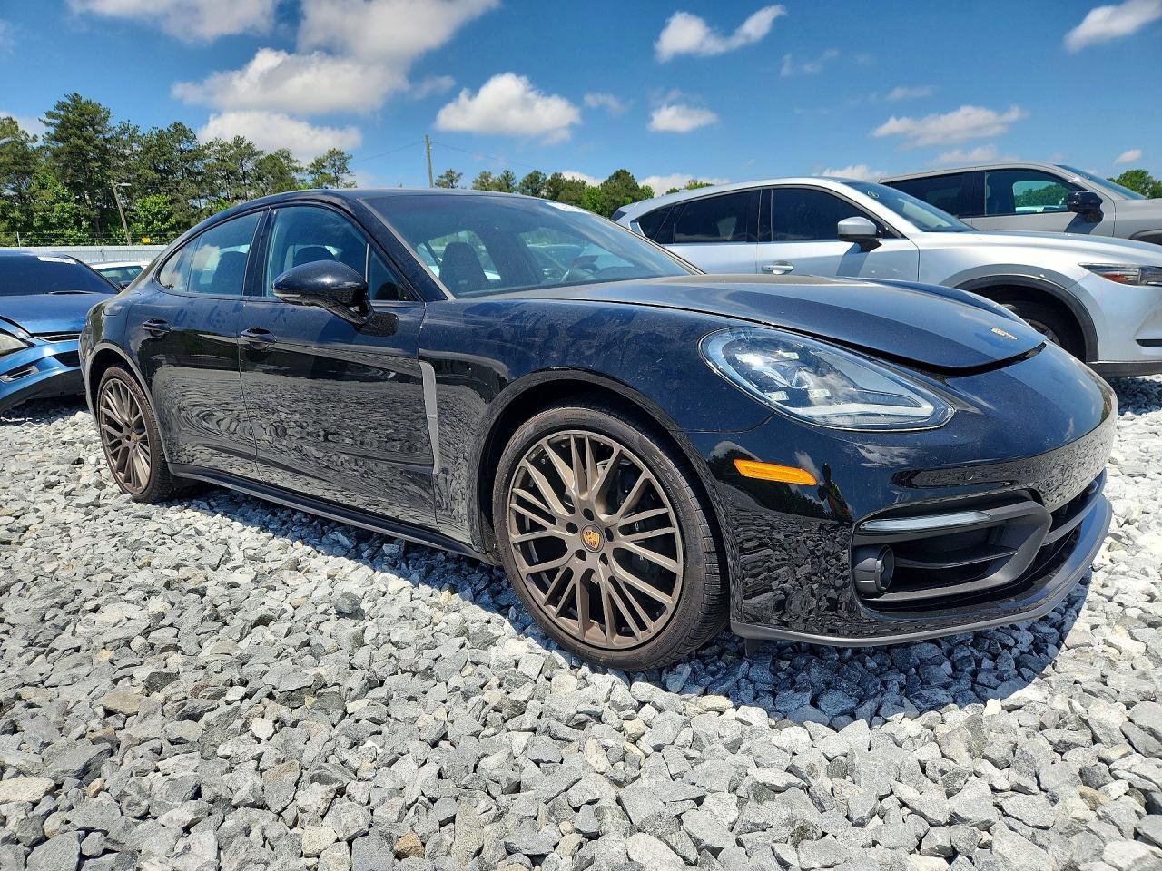2023 Porsche Panamera Base - Image 4