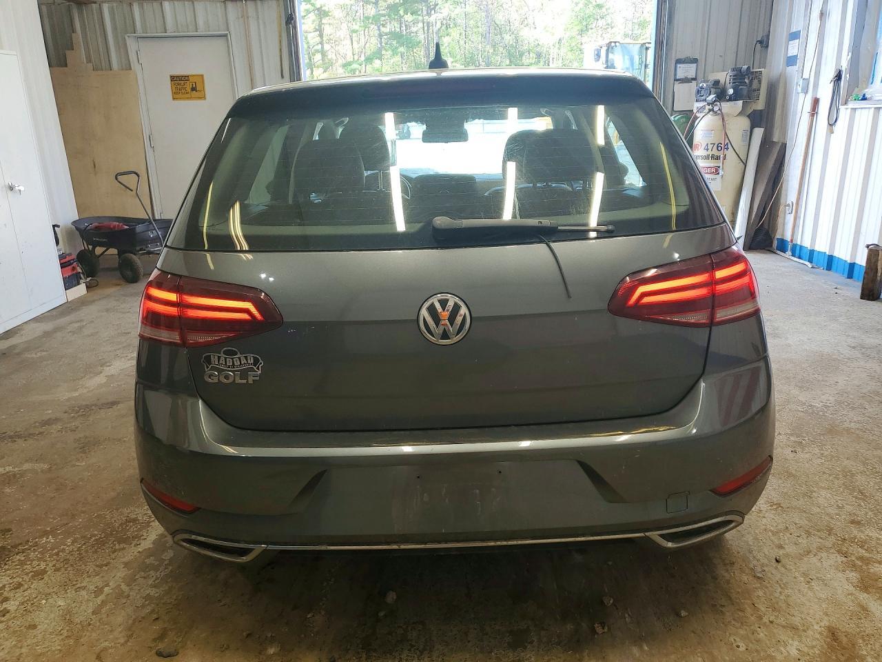 2021 Volkswagen Golf - Image 6