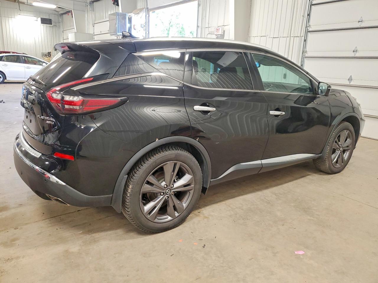 2020 Nissan Murano Platinum - Image 3
