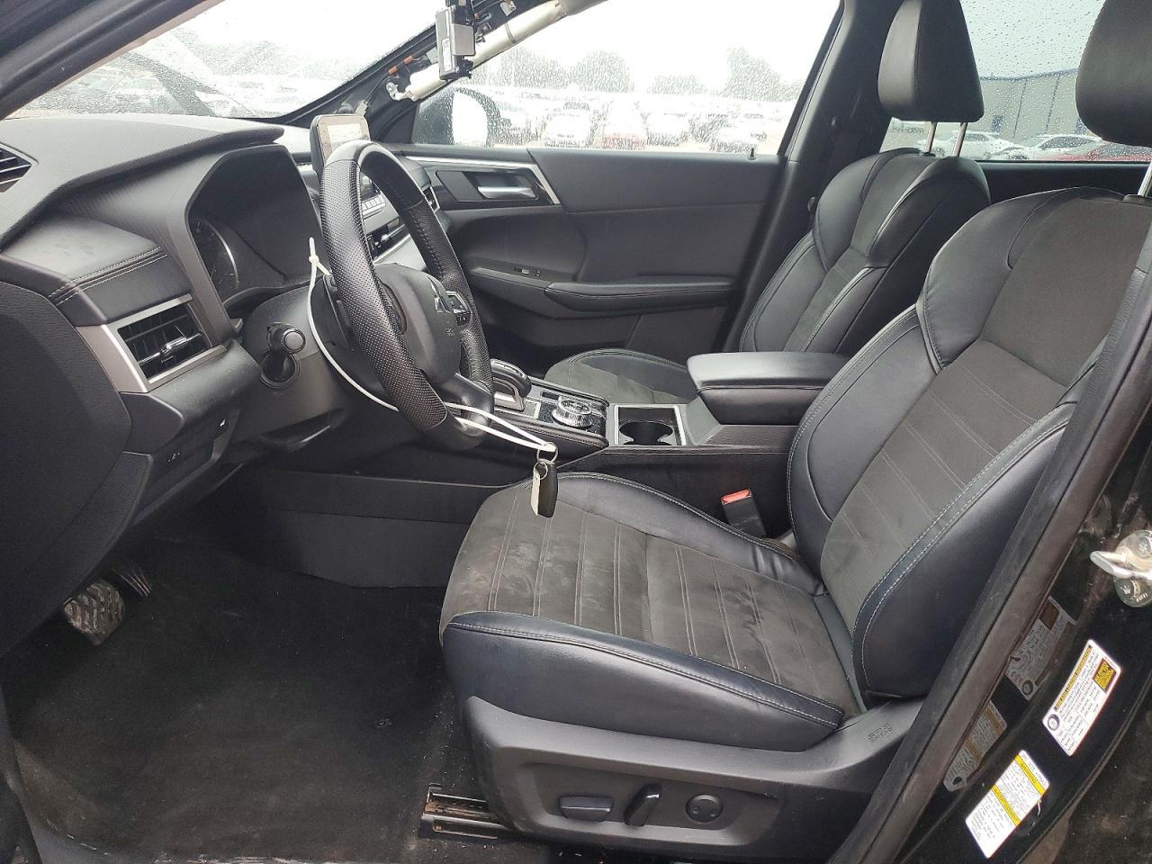 2023 Mitsubishi Outlander Se - Image 7
