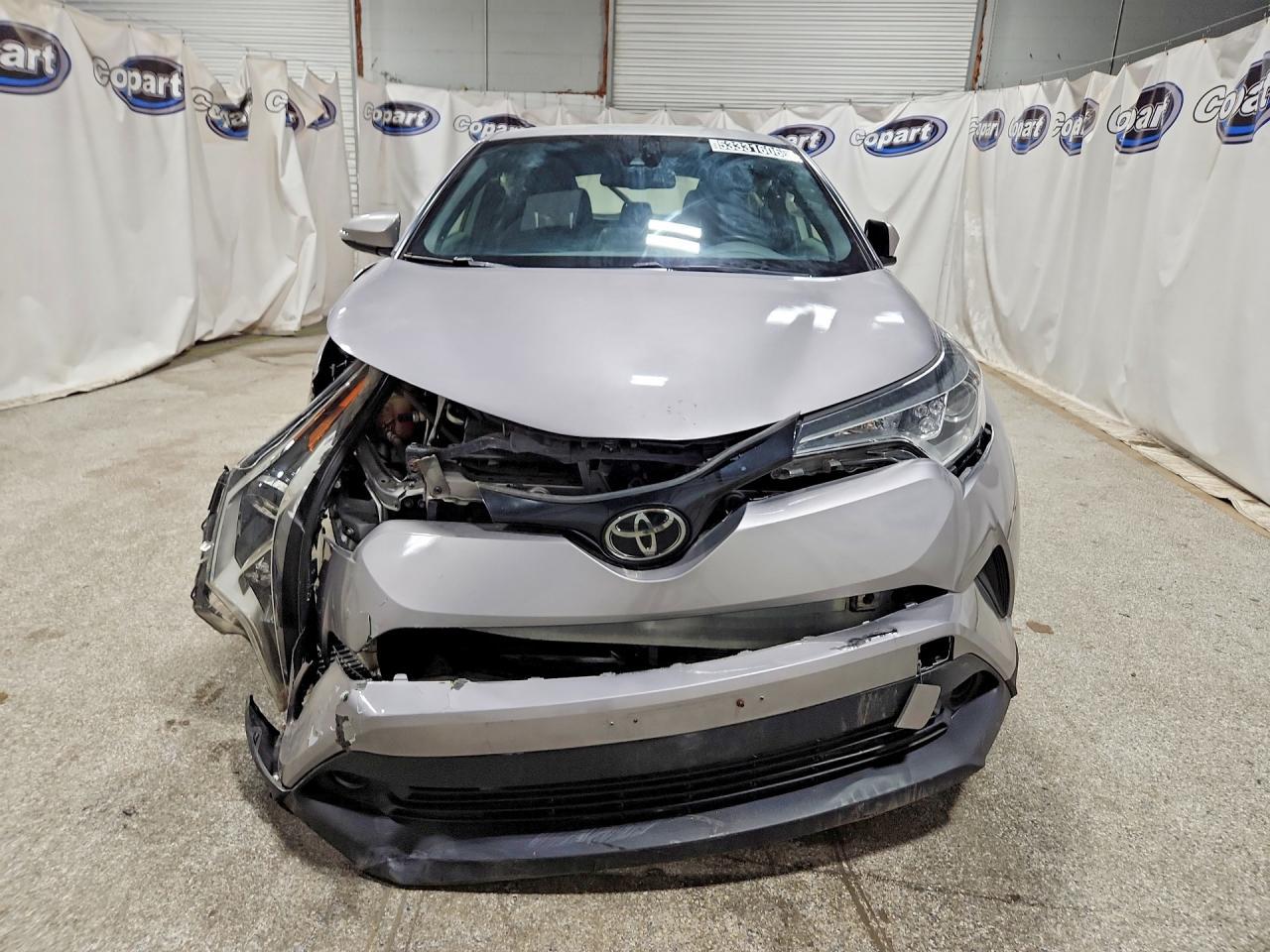 2019 Toyota C-Hr Xle - Фото 5