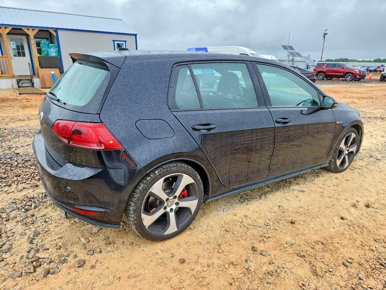 2017 Volkswagen Gti Sport - Image 3