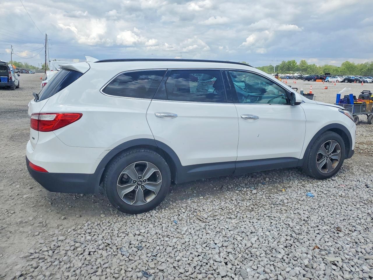 2015 Hyundai Santa Fe Gls - Фото 3