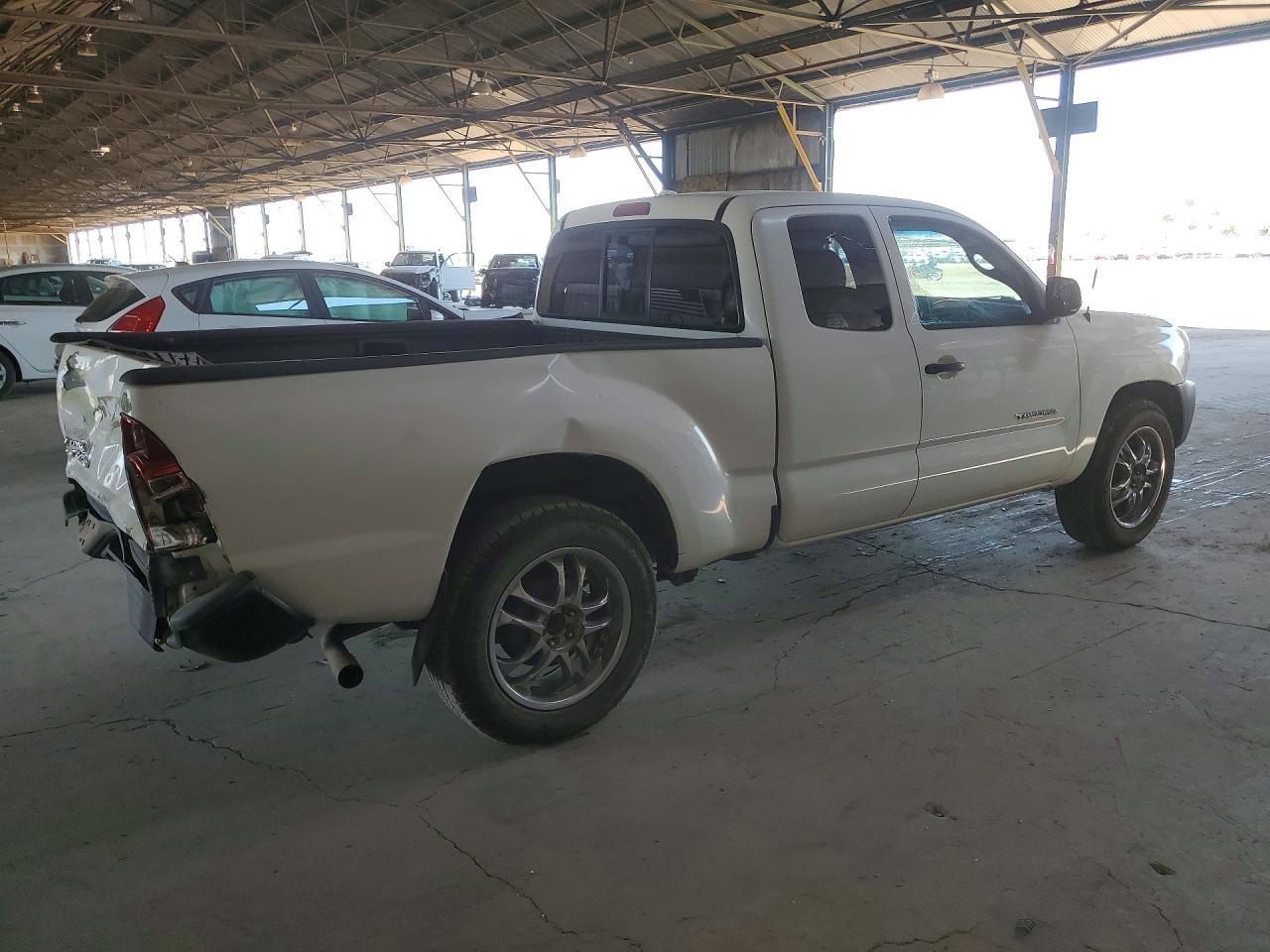 2009 Toyota Tacoma Access Cab - Image 3