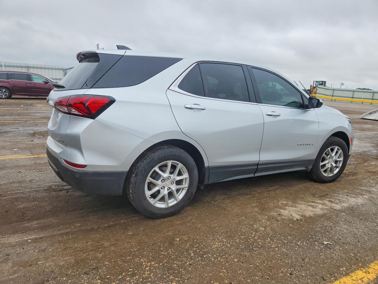 2022 Chevrolet Equinox Lt - Фото 3