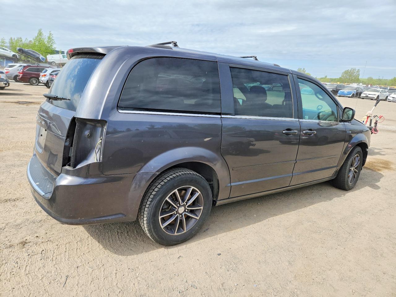 2017 Dodge Grand Caravan Se - Фото 3
