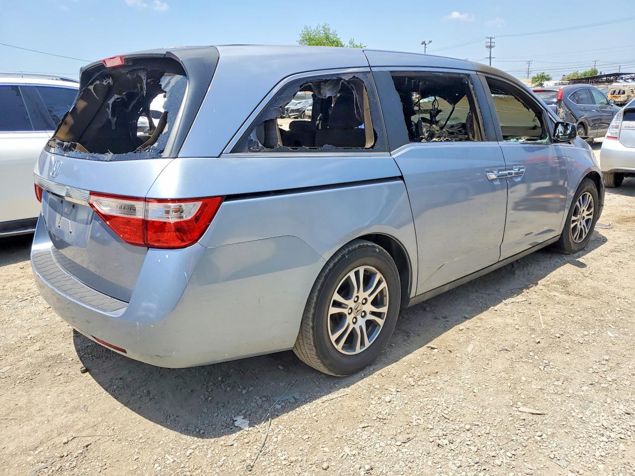 2012 Honda Odyssey Ex - Фото 3