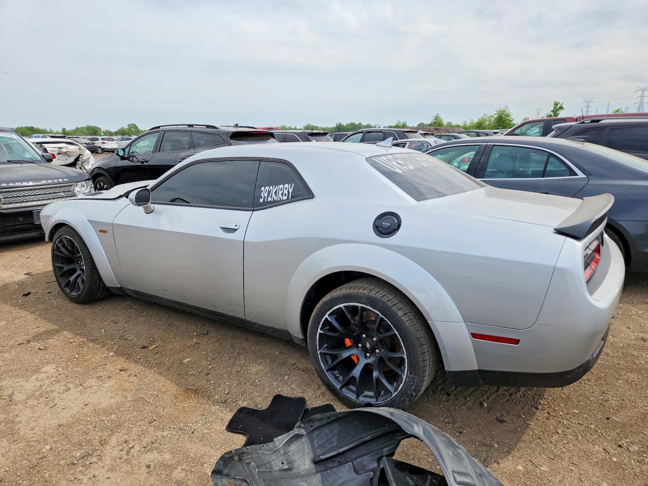 2022 Dodge Challenger R - Image 2