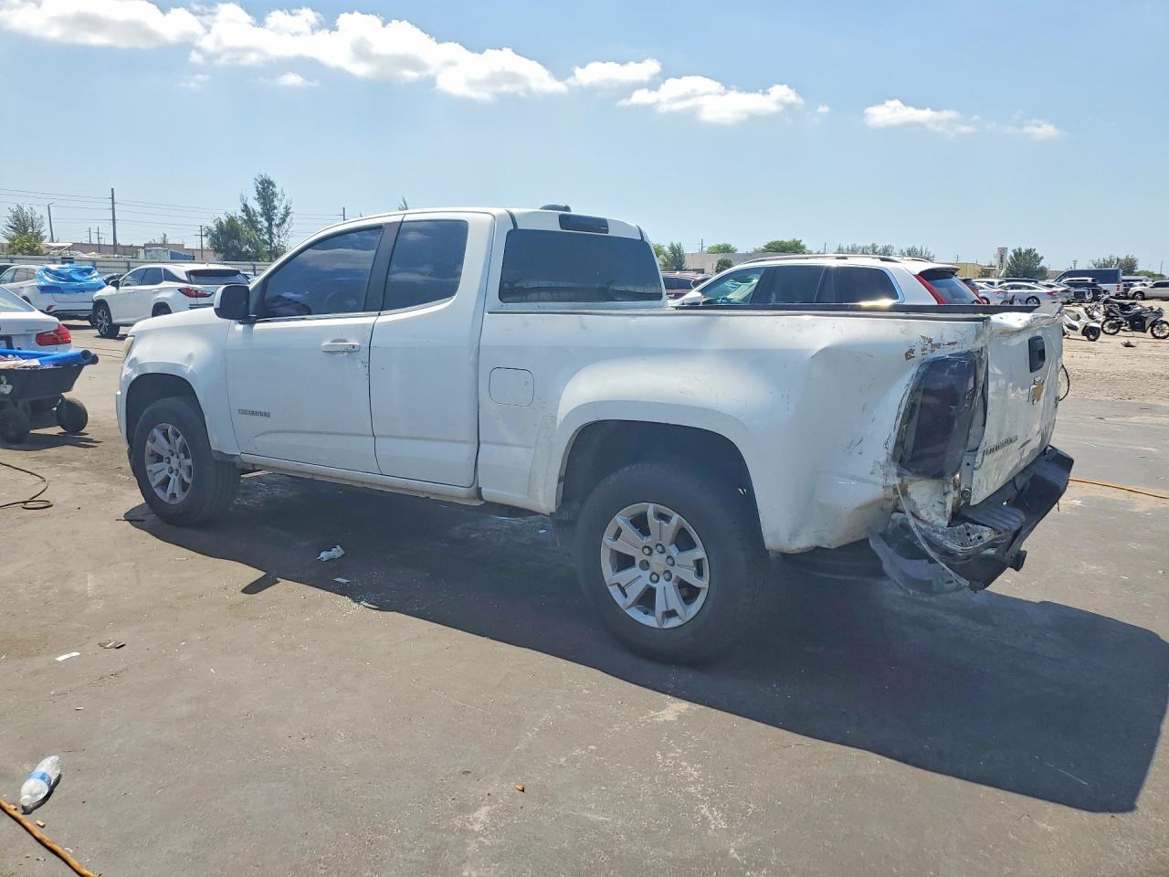 2018 Chevrolet Colorado Lt - Фото 2