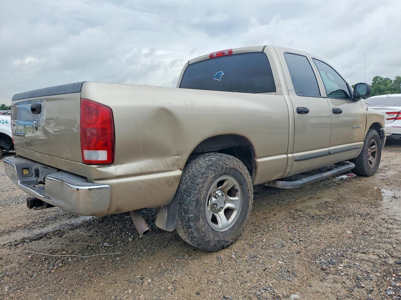2002 Dodge Ram 1500 - Image 3