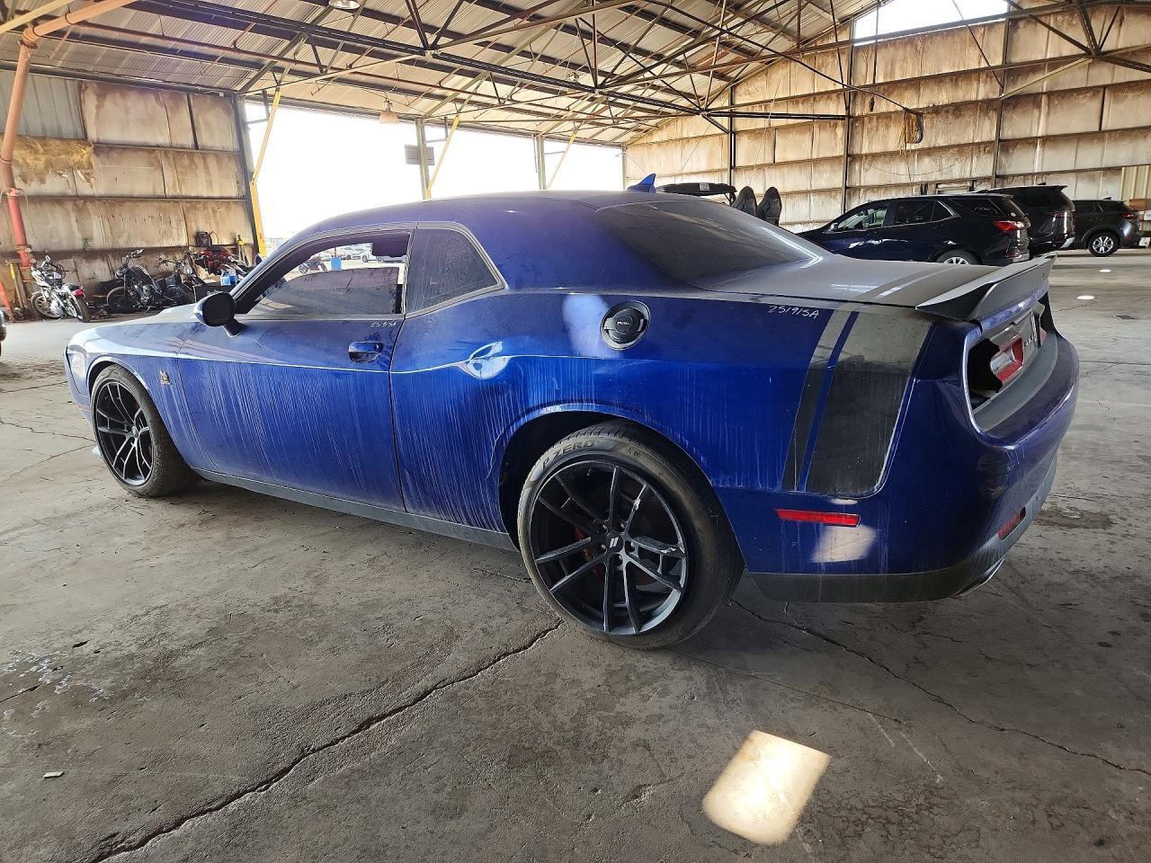 2018 Dodge Challenger R - Фото 2