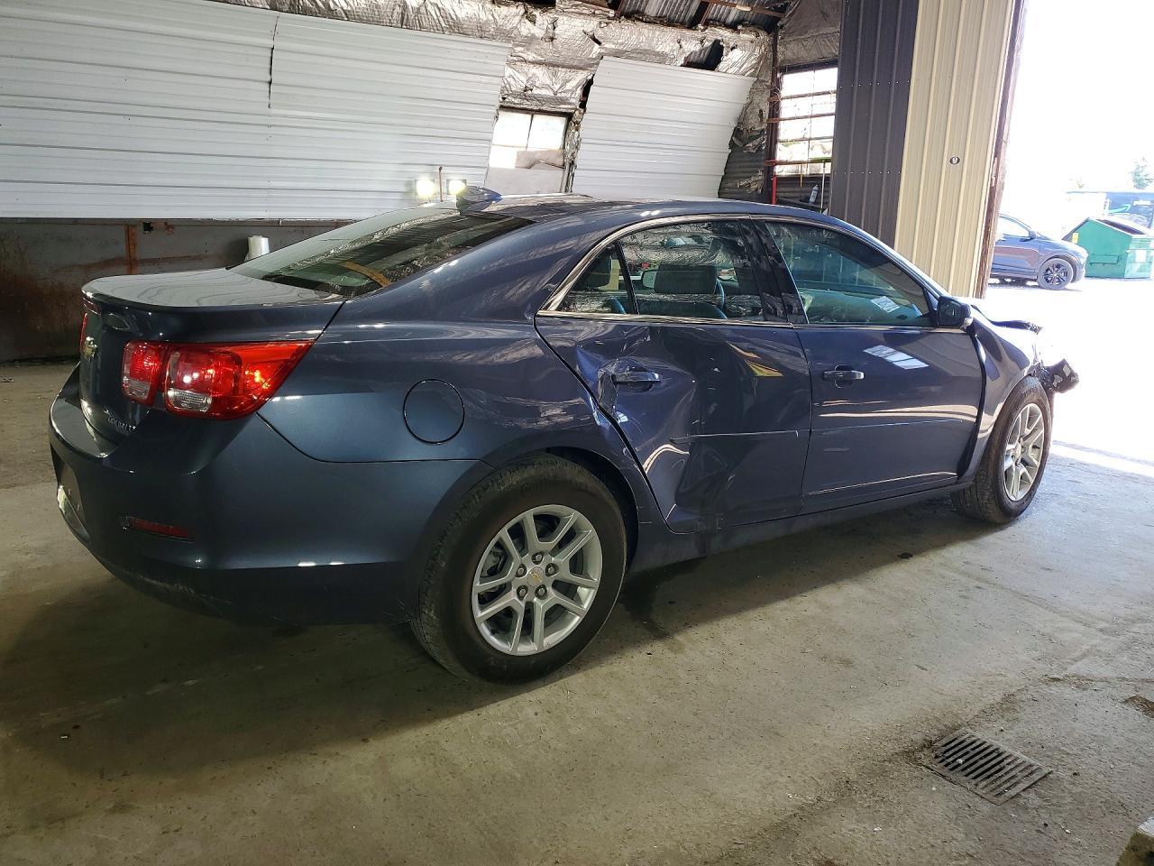 2015 Chevrolet Malibu 1Lt - Image 3