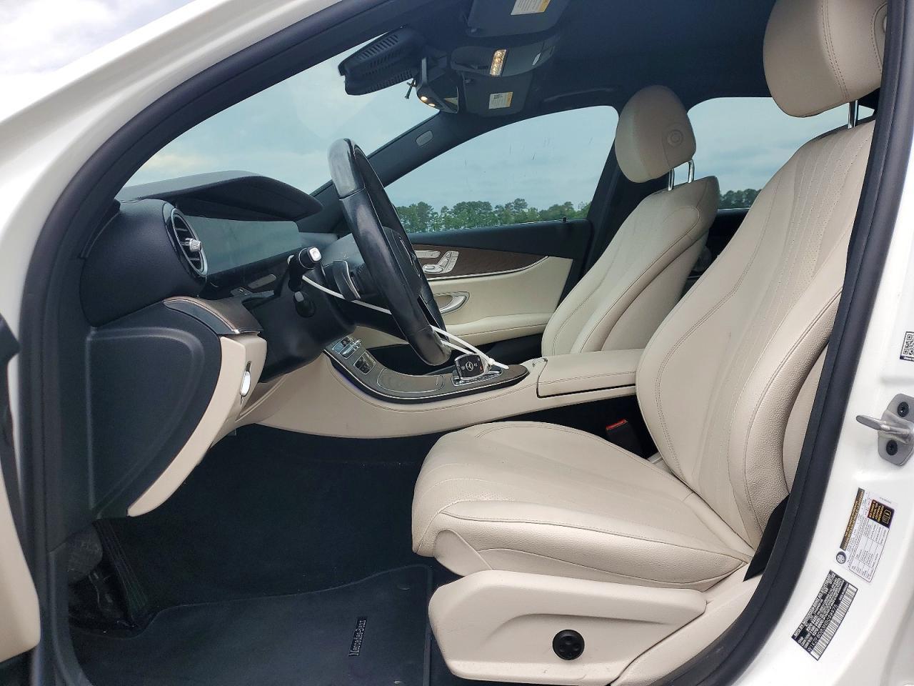 2022 Mercedes-Benz E 350 - Фото 7
