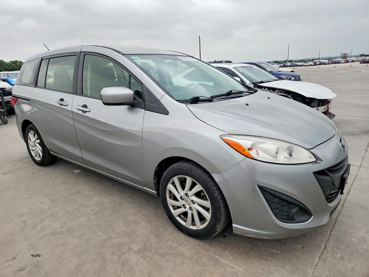 2012 Mazda 5 - Image 4