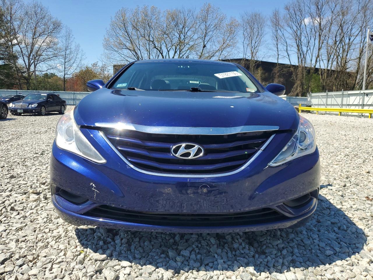 2012 Hyundai Sonata Gls - Image 5
