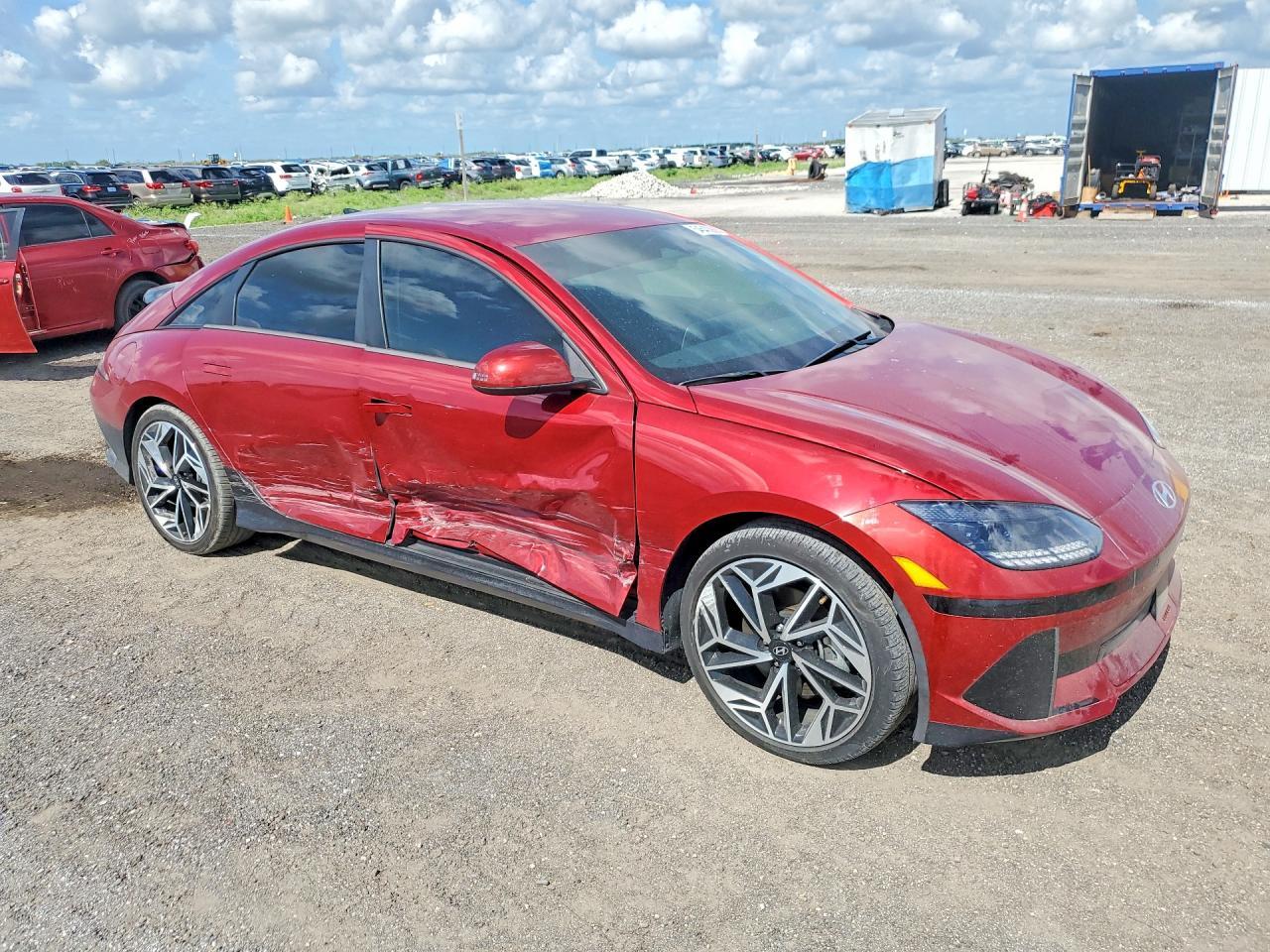 2025 Hyundai Ioniq 6 - Фото 4