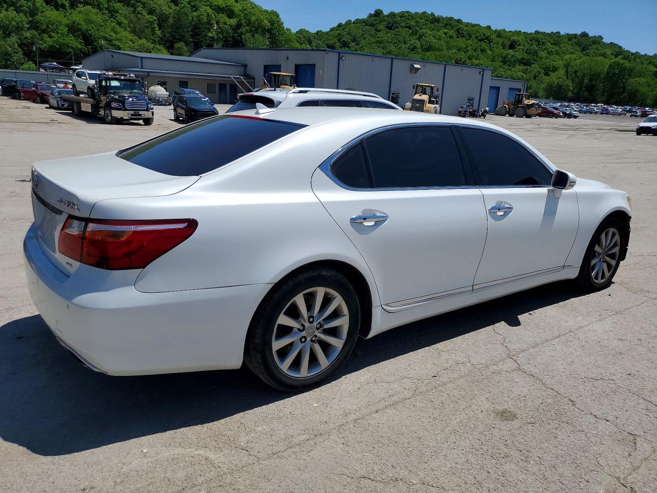 2011 Lexus Ls 460 L - Image 3