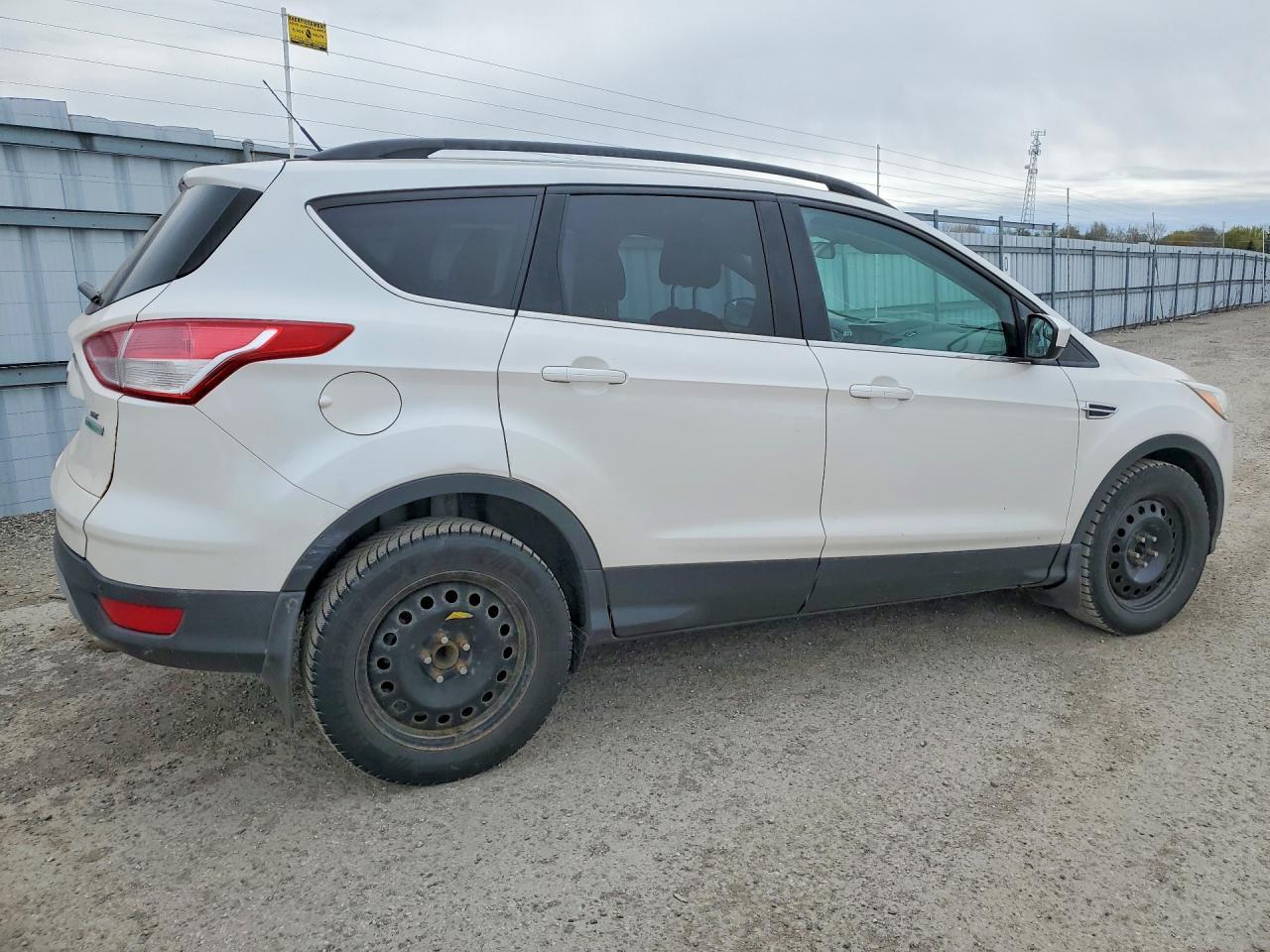 2015 Ford Escape Se - Image 3