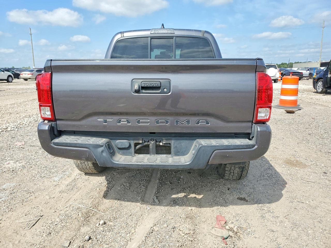 2021 Toyota Tacoma Sr - Фото 6