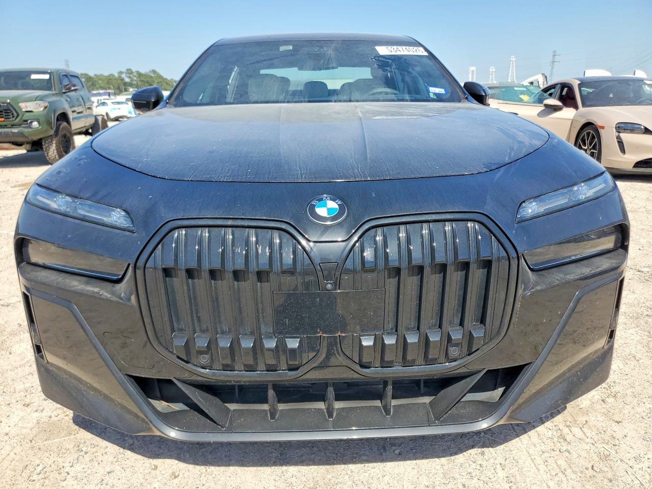 2023 BMW 760 Xi - Фото 5