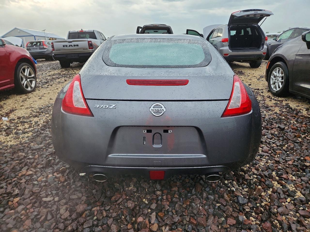 2016 Nissan 370Z Base - Фото 6