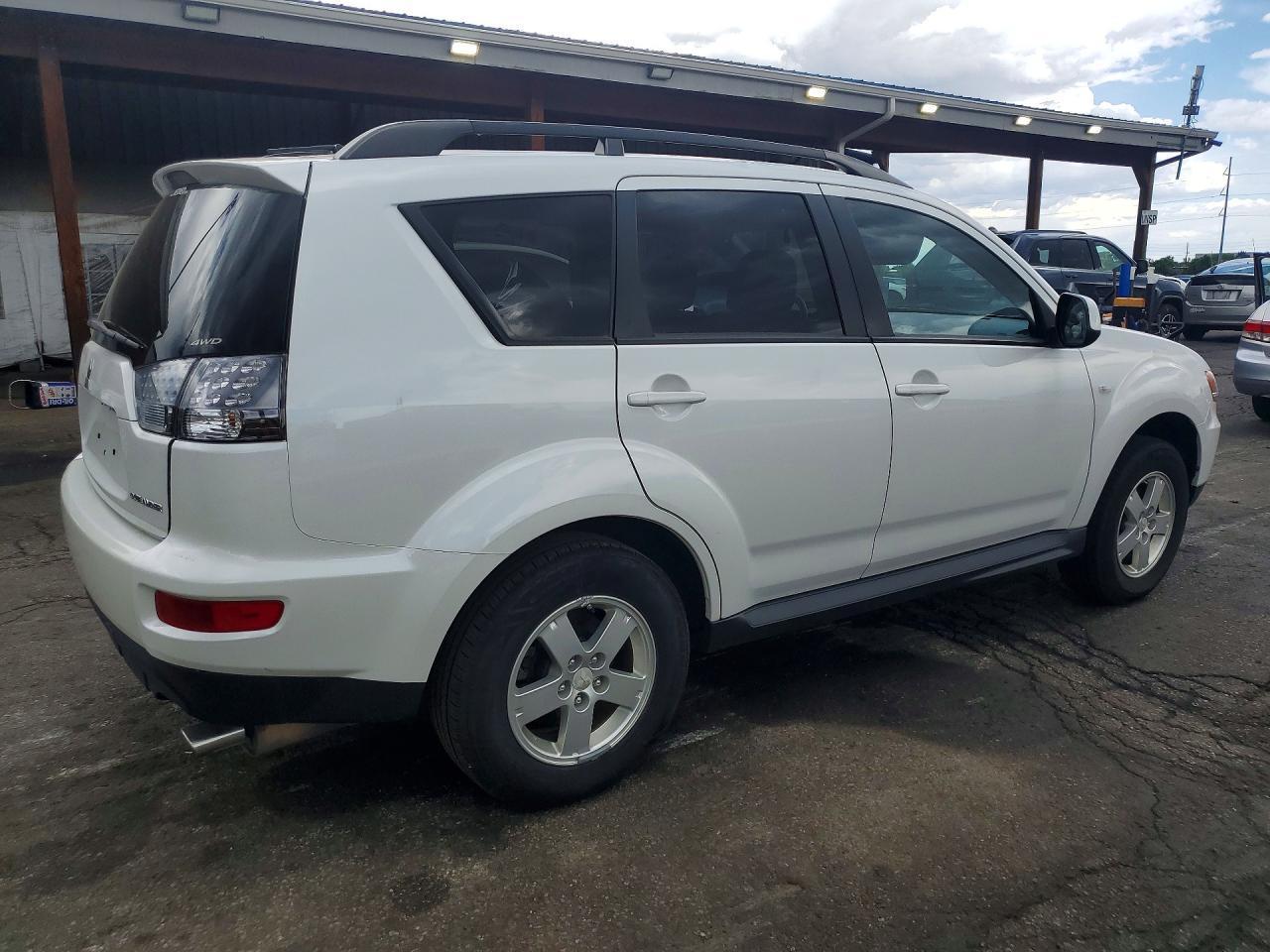 2010 Mitsubishi Outlander Es - Фото 3
