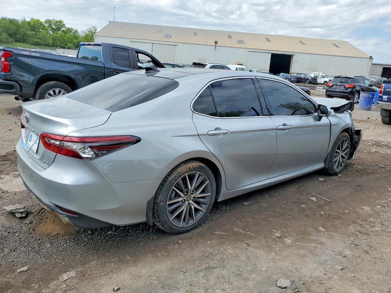 2023 Toyota Camry Xle - Фото 3