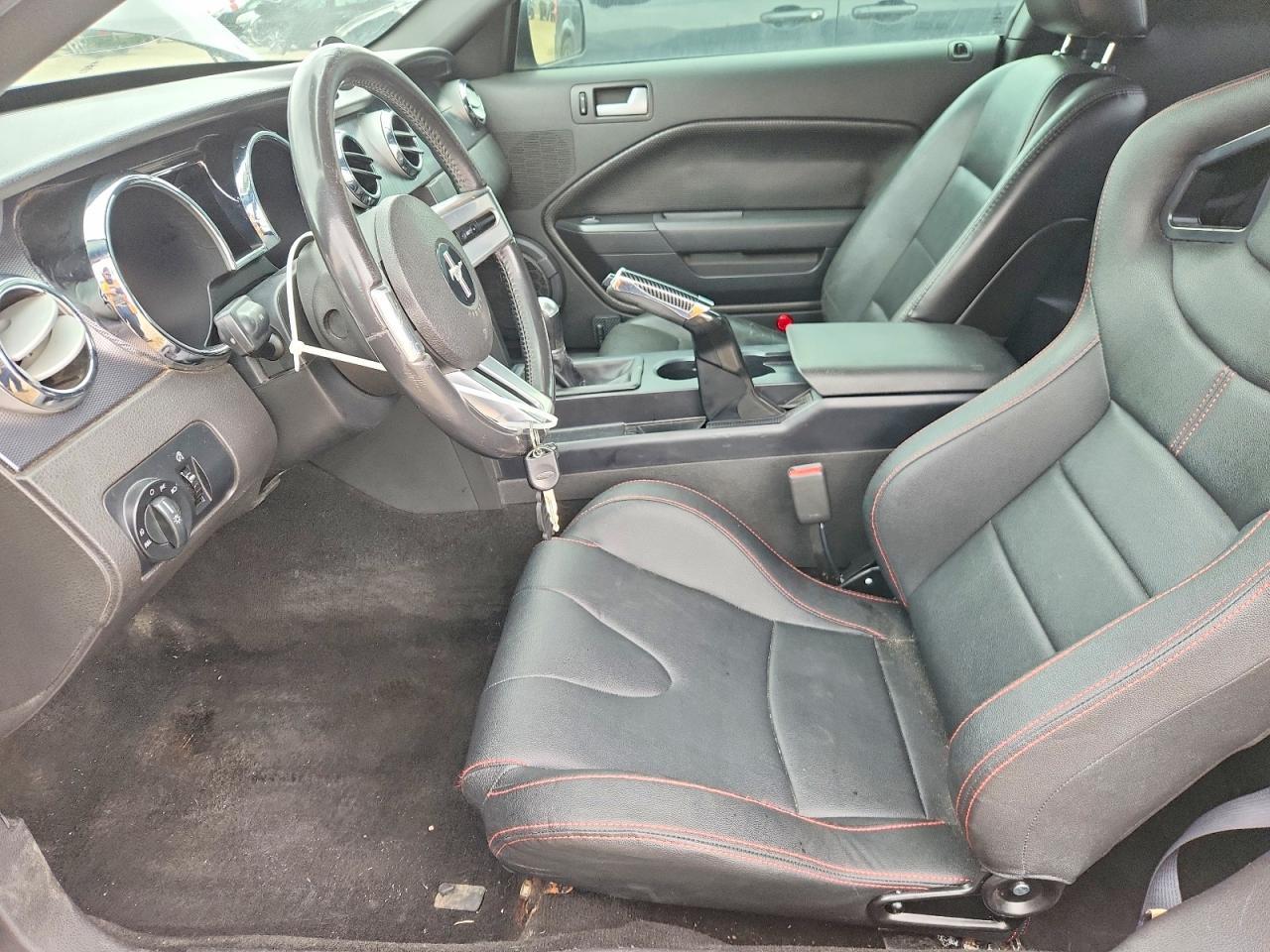 2006 Ford Mustang - Image 7