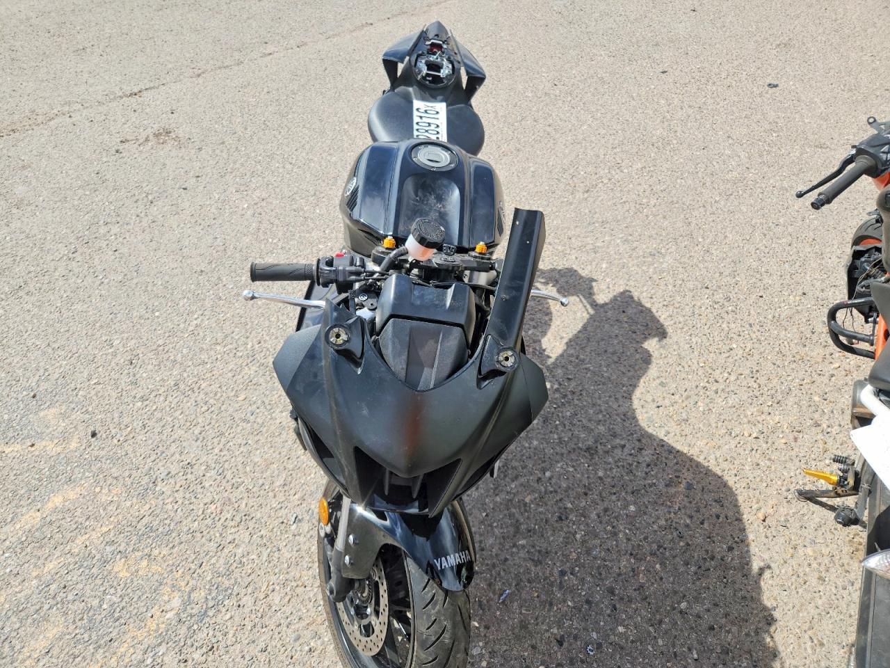 2025 Yamaha Yzfr7 - Image 5