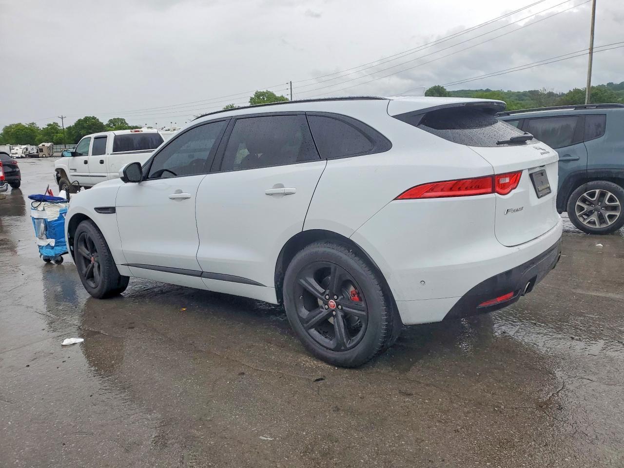 2017 Jaguar F-Pace S - Image 2