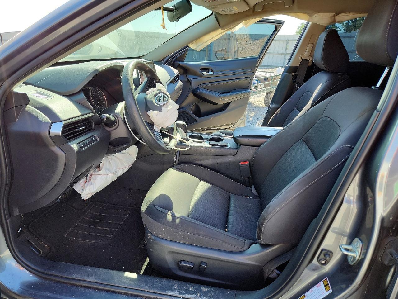 2020 Nissan Altima S - Image 7
