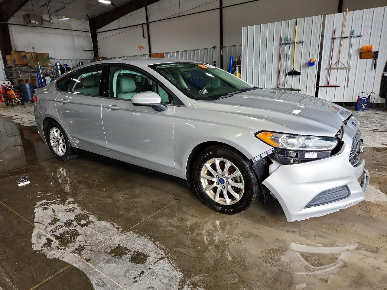 2015 Ford Fusion S - Image 4