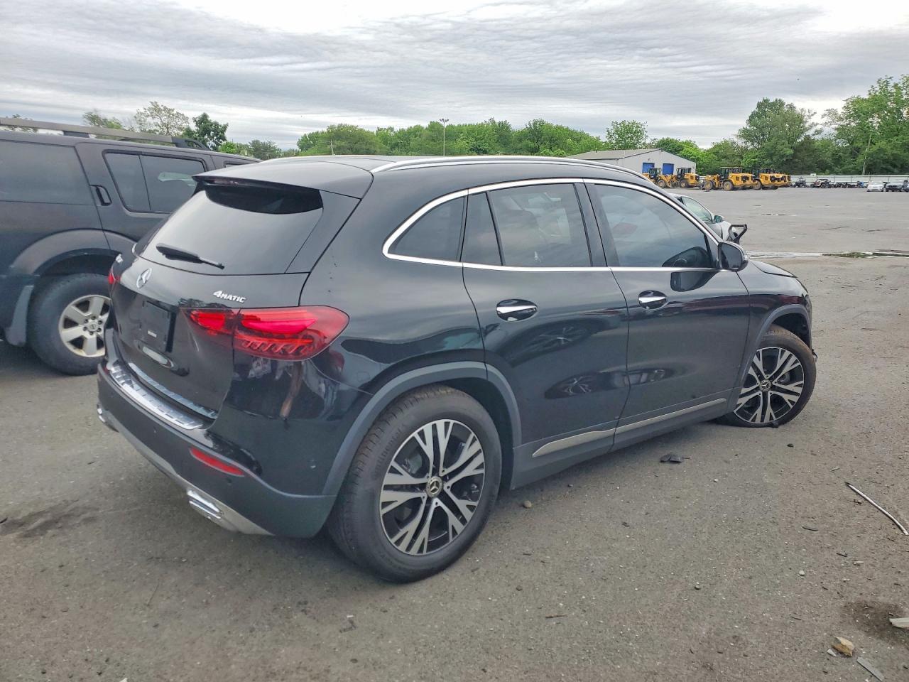 2026 Mercedes-Benz Gla 250 4Matic - Фото 3