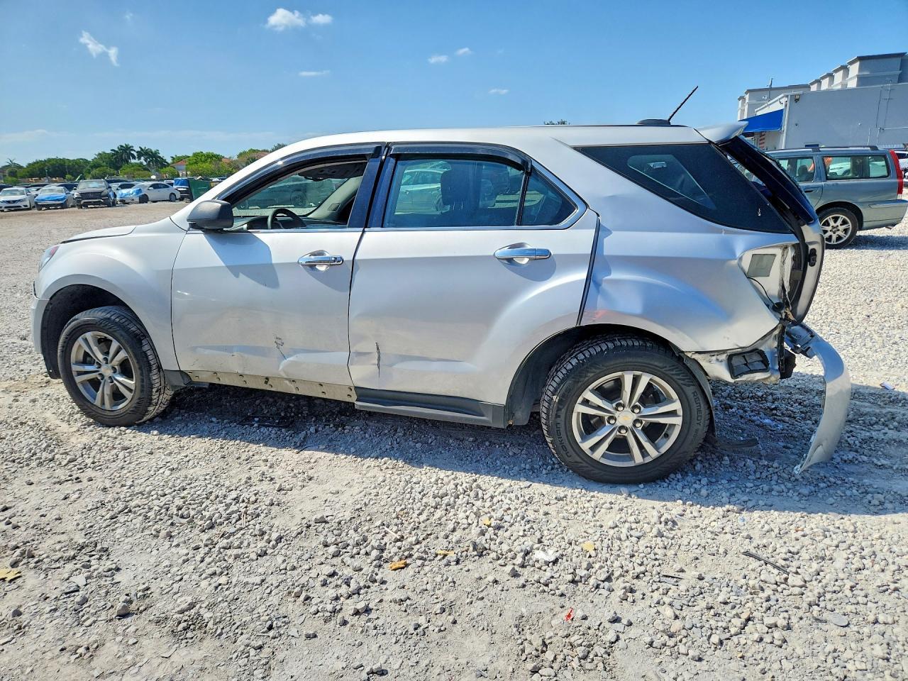 2016 Chevrolet Equinox Ls - Фото 2