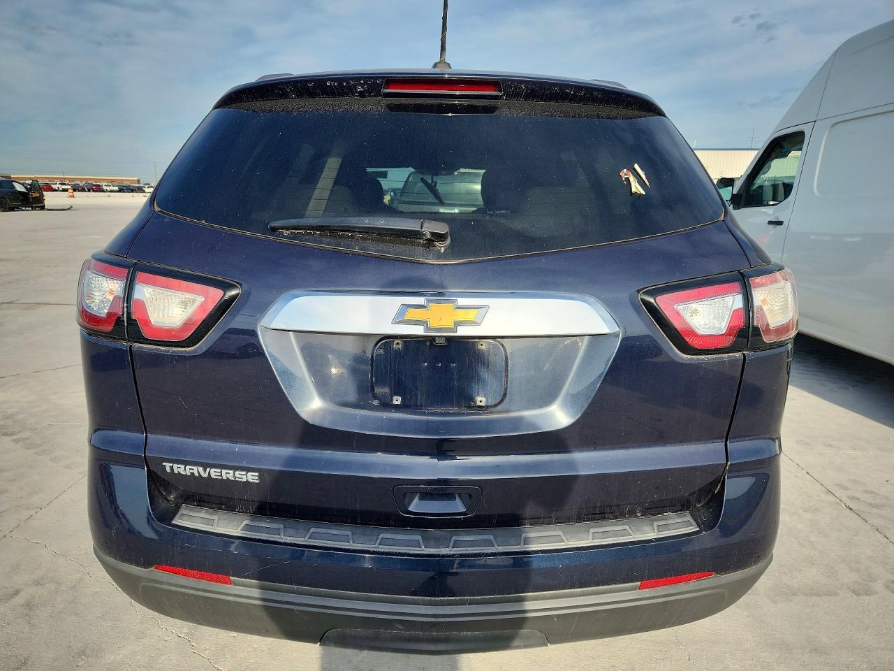 2017 Chevrolet Traverse Ls - Image 6