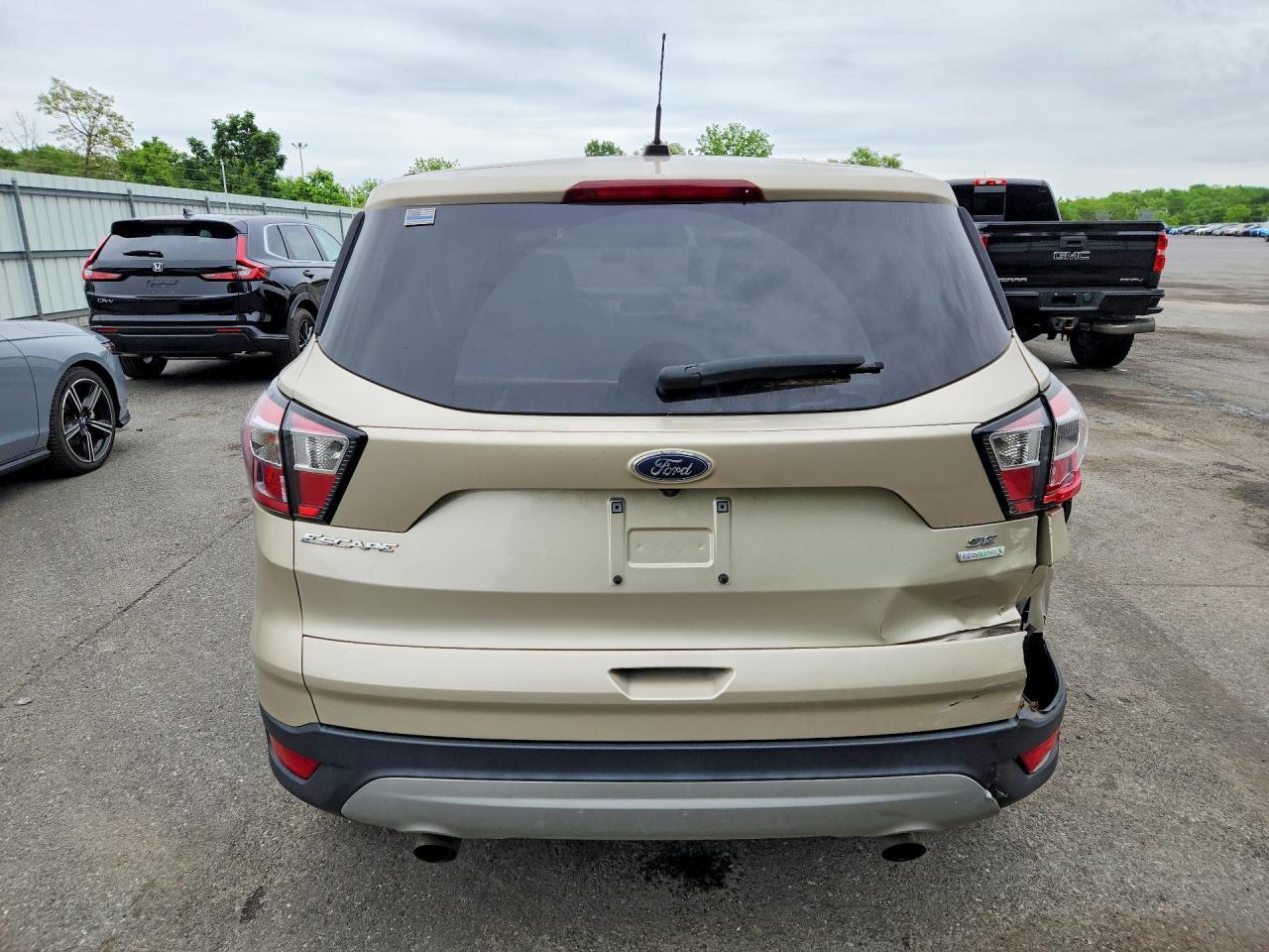 2017 Ford Escape - Фото 6