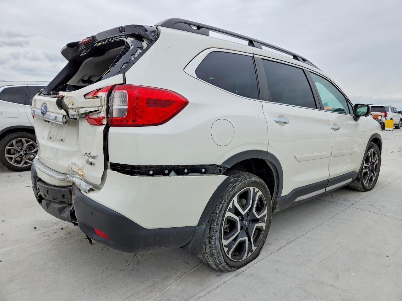 2023 Subaru Ascent Touring - Фото 3