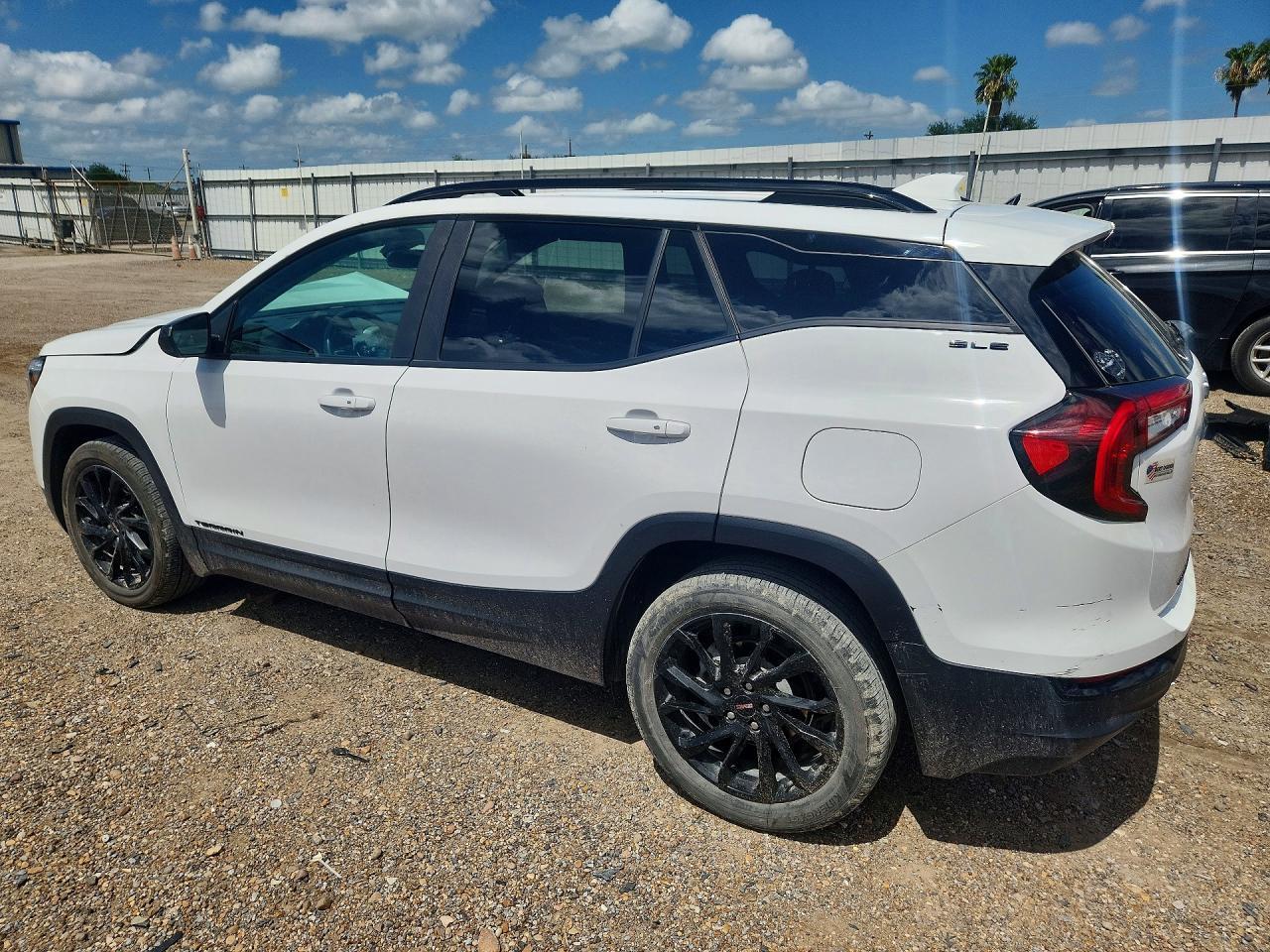 2024 GMC Terrain Sle - Фото 2
