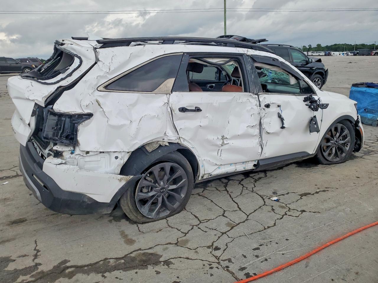 2021 Kia Sorento Sx Prestige X-Line - Фото 3